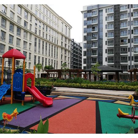 Cozyvilla At 81 Newport Blvd Walk To Naia T3 Marriott & Resorts World Casino & Newport Mall For 5 Pax Free Parking!!!! Пасай Экстерьер фото
