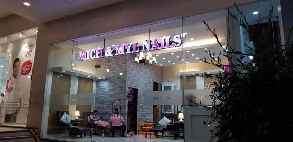 Cozyvilla At 81 Newport Blvd Walk To Naia T3 Marriott & Resorts World Casino & Newport Mall For 5 Pax Free Parking!!!! Пасай Экстерьер фото