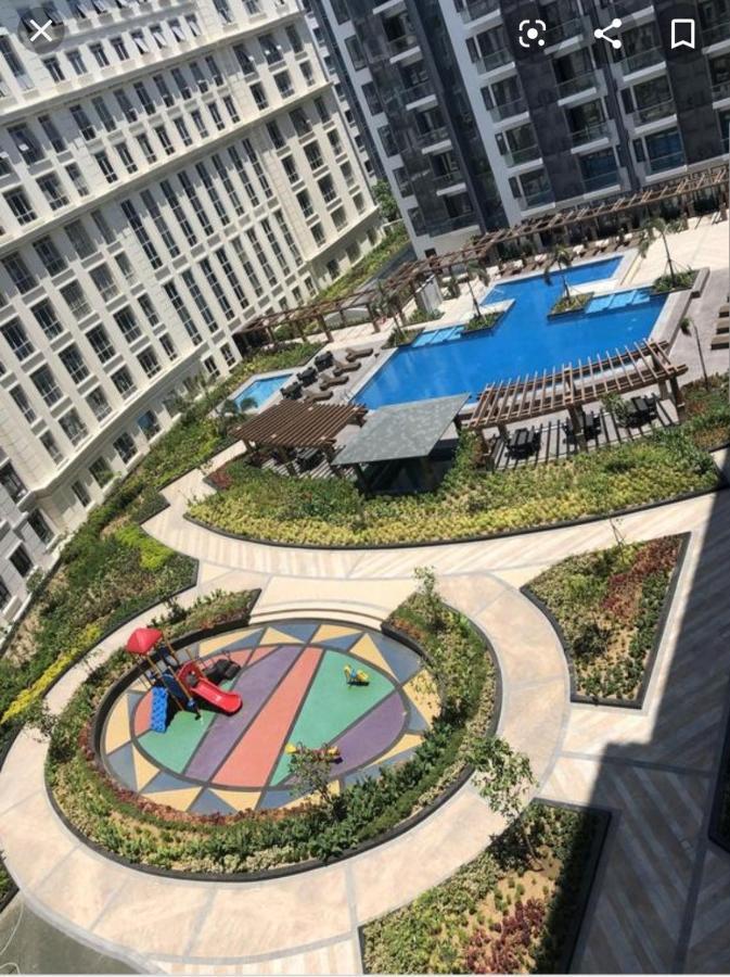 Cozyvilla At 81 Newport Blvd Walk To Naia T3 Marriott & Resorts World Casino & Newport Mall For 5 Pax Free Parking!!!! Пасай Экстерьер фото