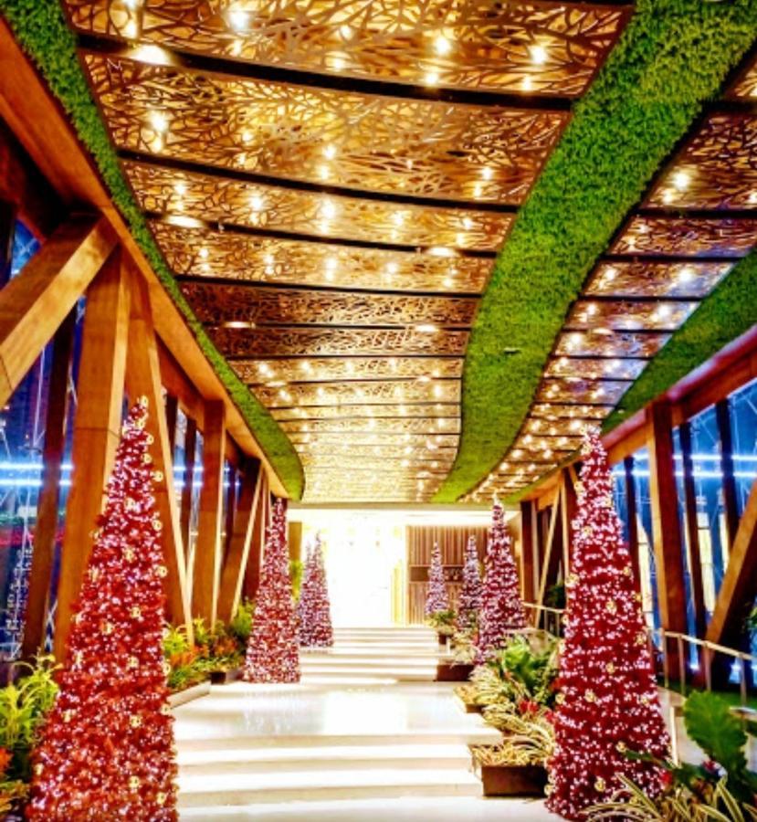Cozyvilla At 81 Newport Blvd Walk To Naia T3 Marriott & Resorts World Casino & Newport Mall For 5 Pax Free Parking!!!! Пасай Экстерьер фото